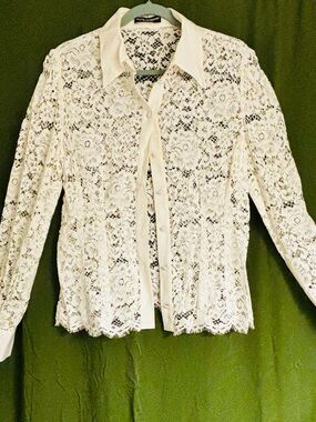 🤍 Dolce & Gabbana Lace Blouse 🤍